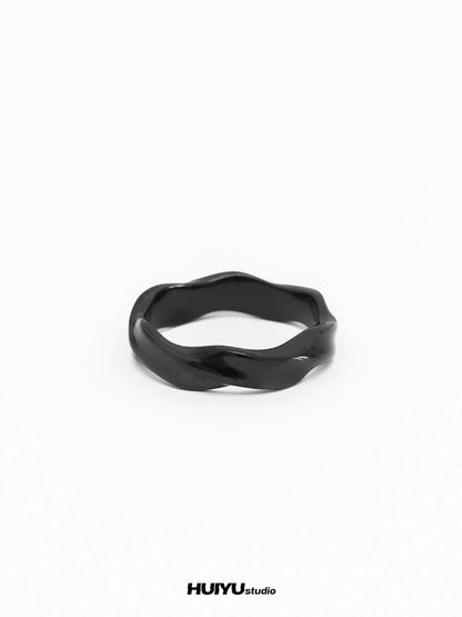 Mobius Black Men's Closed Mouth Normcore Style Ring